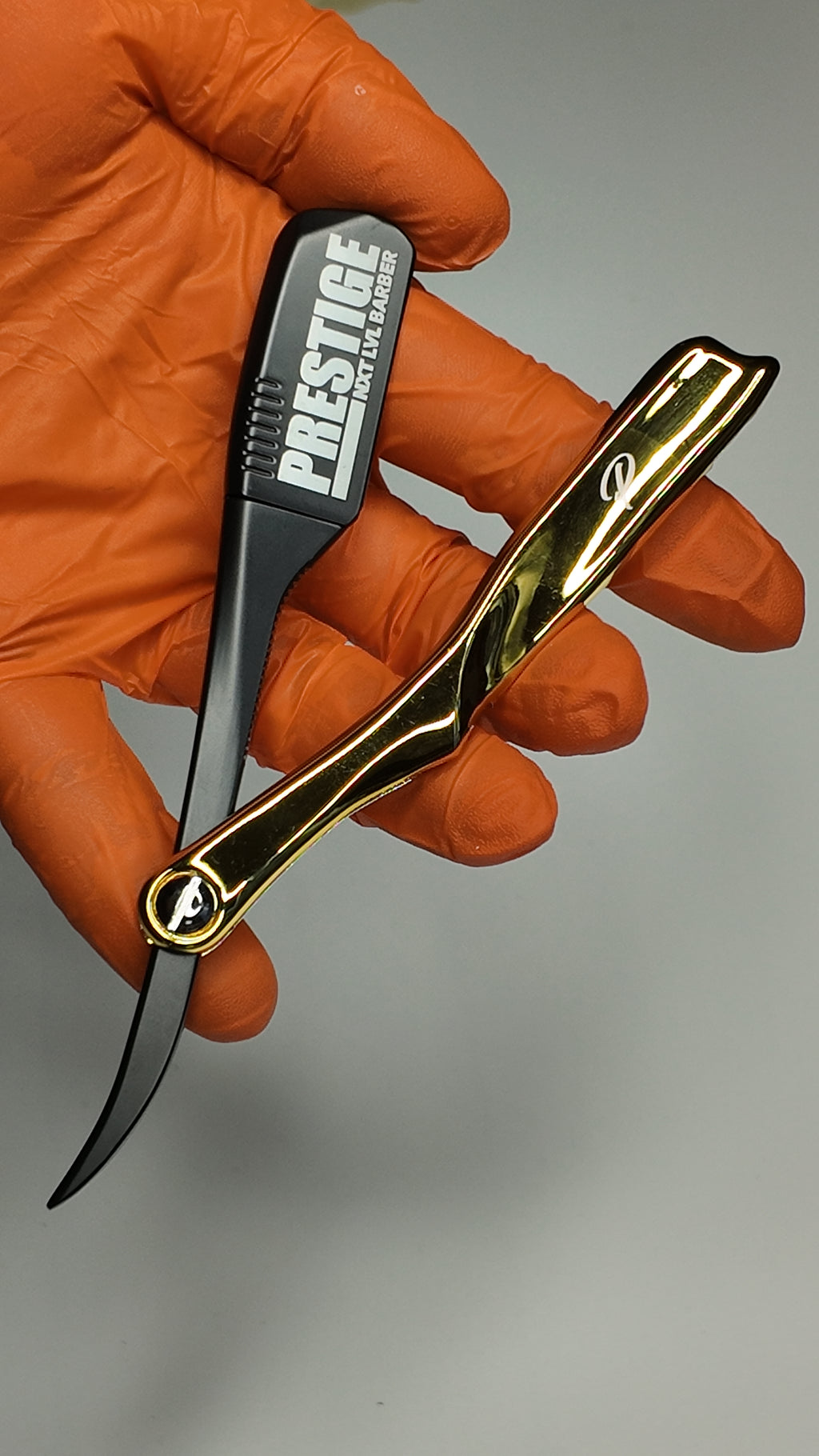 Risk Taker Gold / Black Razor Holder