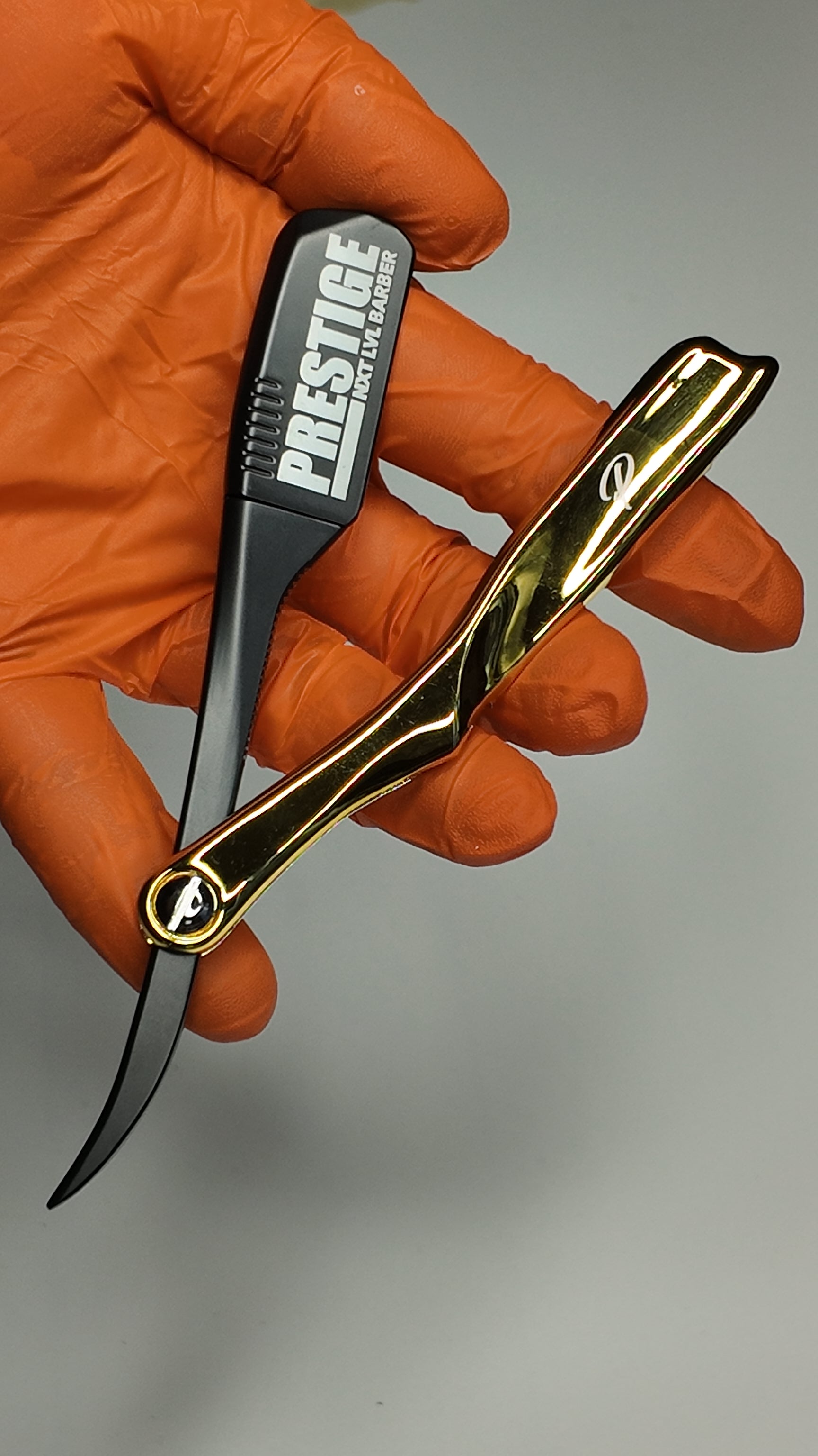 Risk Taker Gold / Black Razor Holder