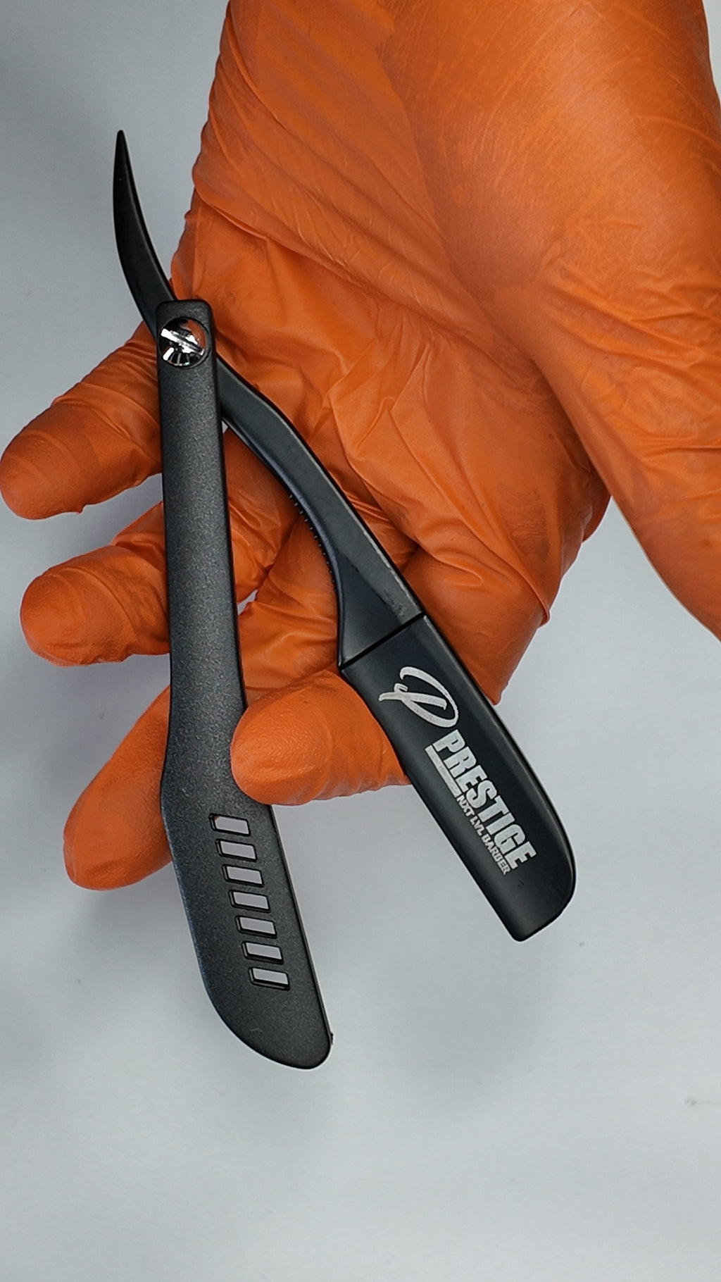 Ergonomic Black Razor Holder ￼